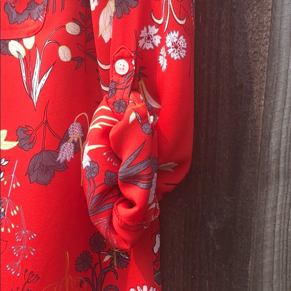 LOFT red floral blouse- size M - Picture 3 of 5